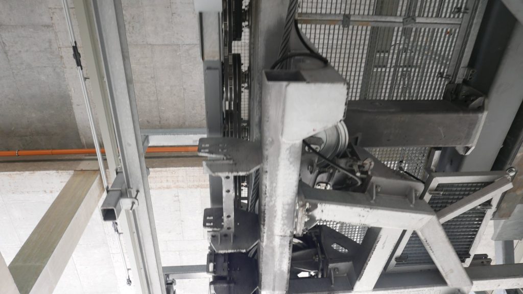 L1290164