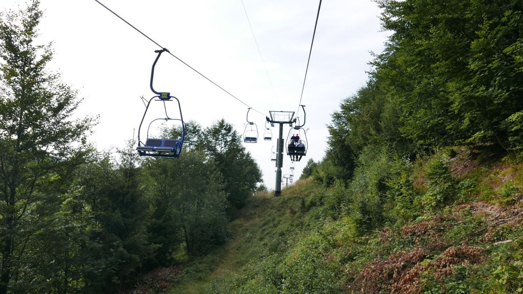 L1370644