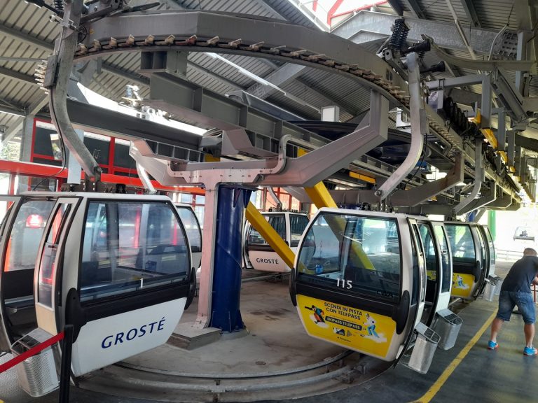 Grosté I+II