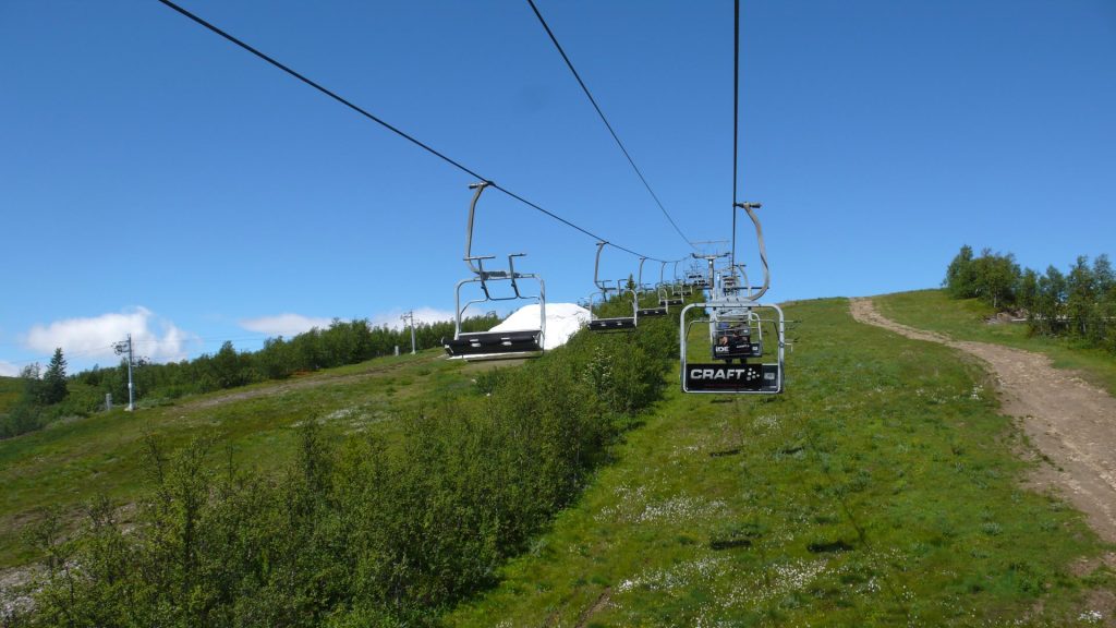 L1180481