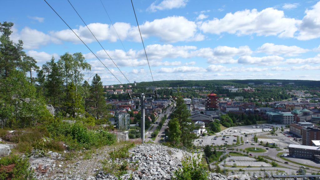 L1180818