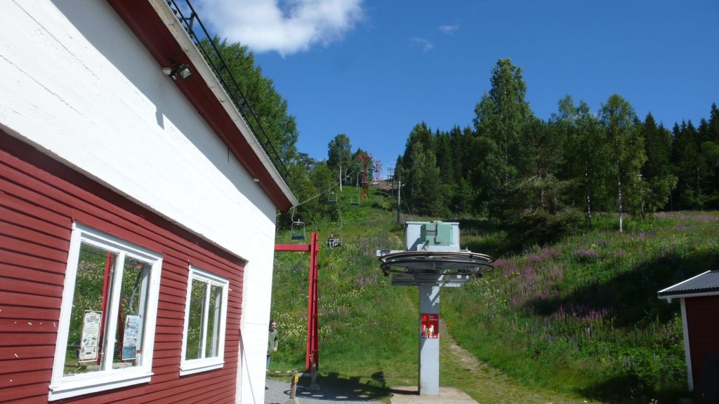L1180932