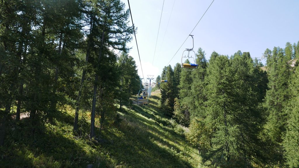 L1370193