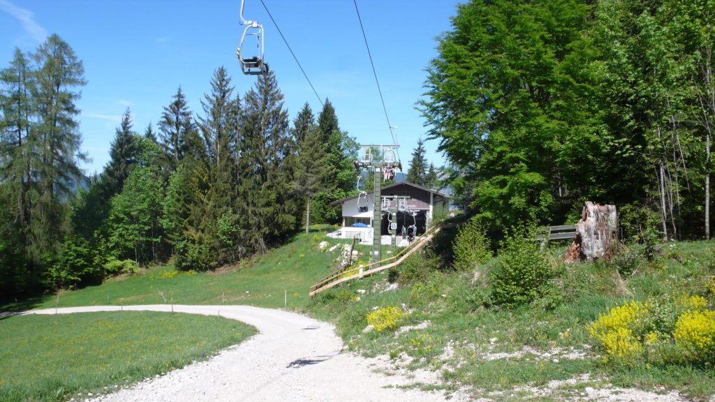 L1090323