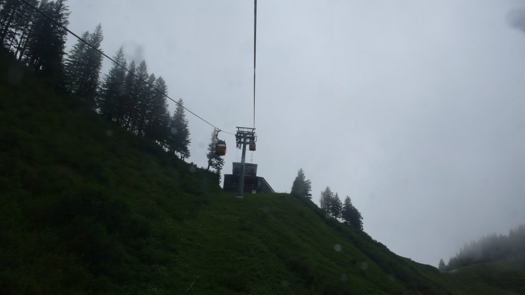L1090668