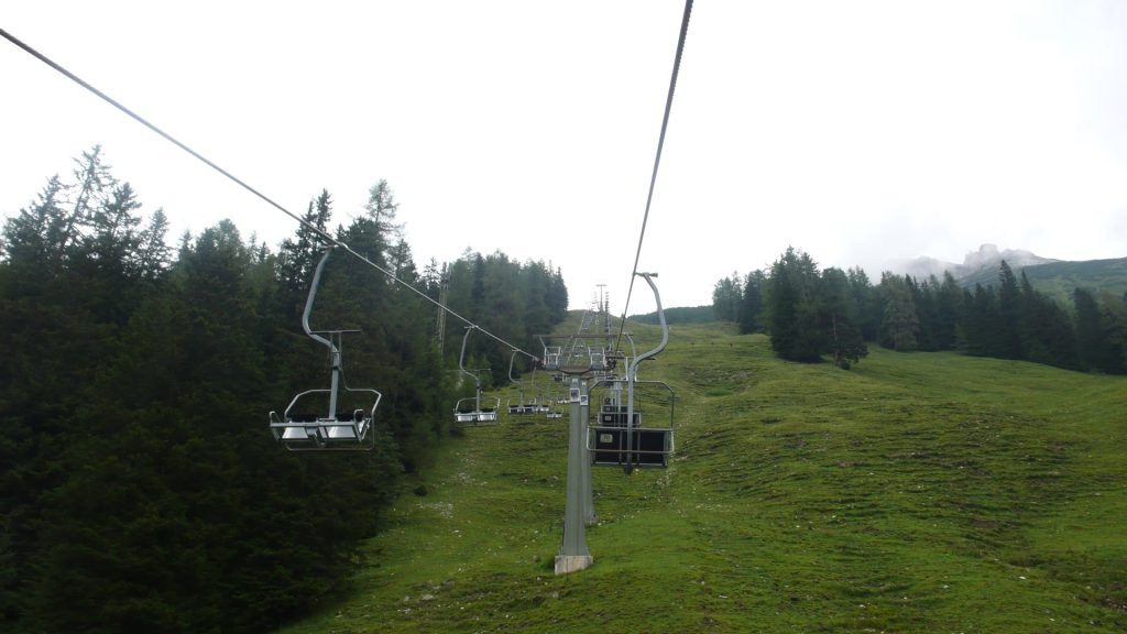 L1120481
