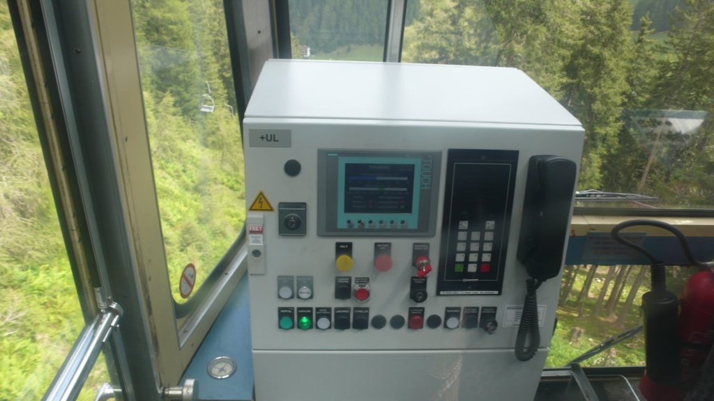L1120560