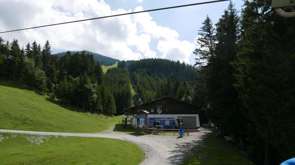 L1230175