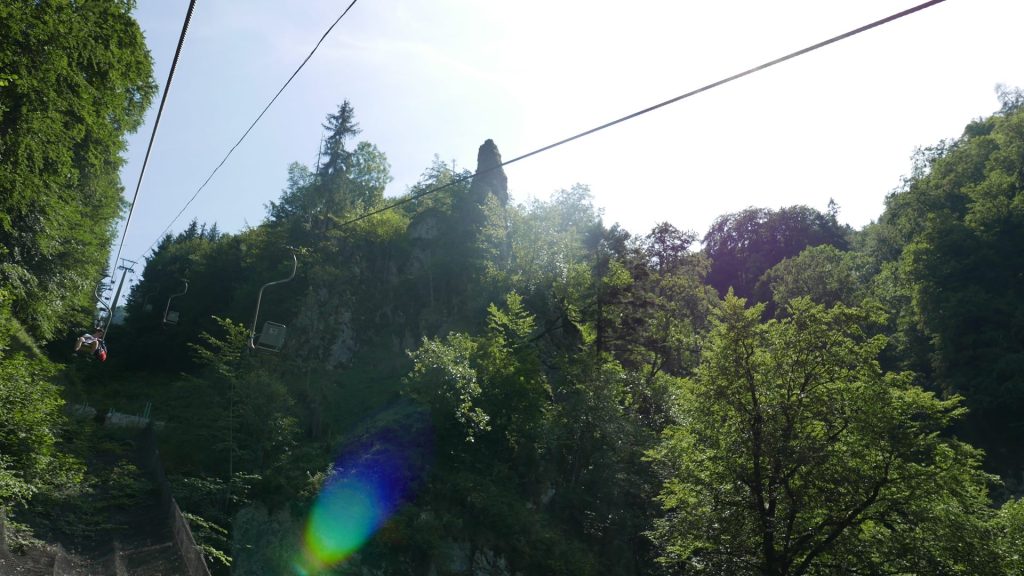 L1250560