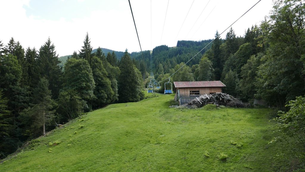 L1320549