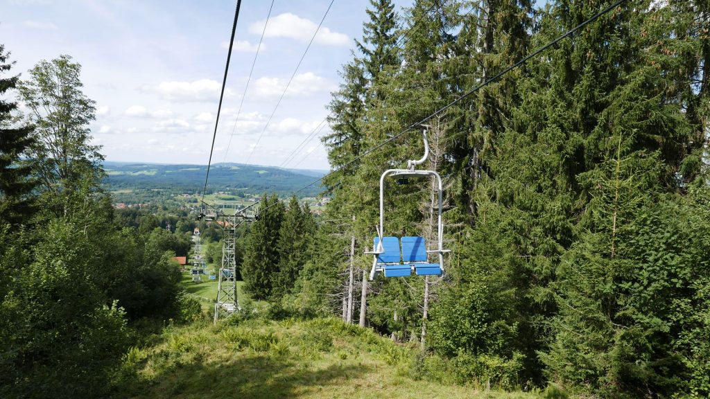 L1320657